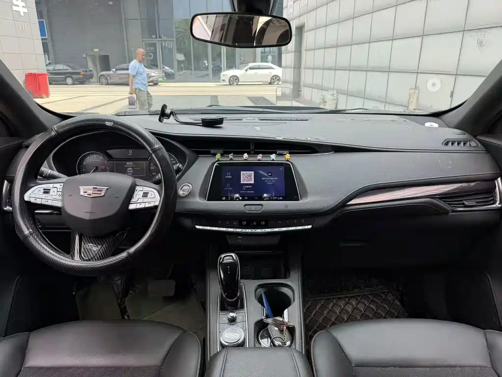 Cadillac XT4 — миниатюра 6