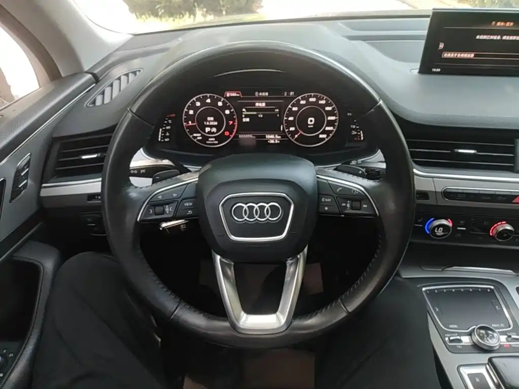 Audi Q7 2018 40 TFSI Comfort