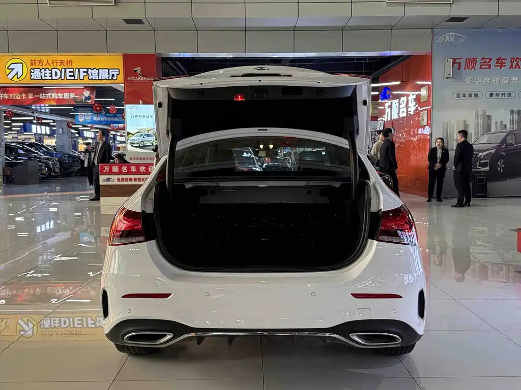 MERCEDES-BENZ A CLASS