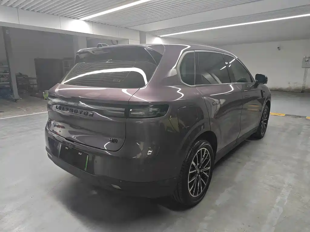 Leapmotor Leapmotor B10 — миниатюра 13