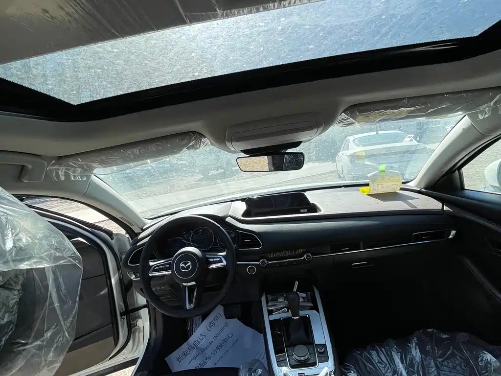 Mazda CX-30 — миниатюра 12