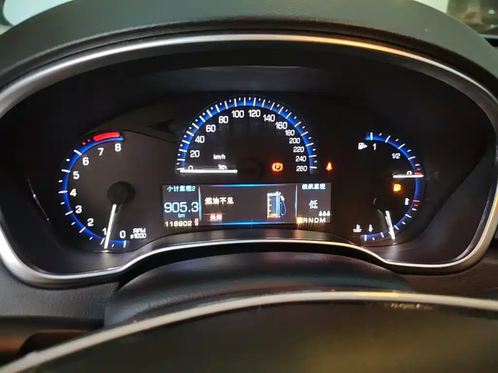 Cadillac SRX — миниатюра 12