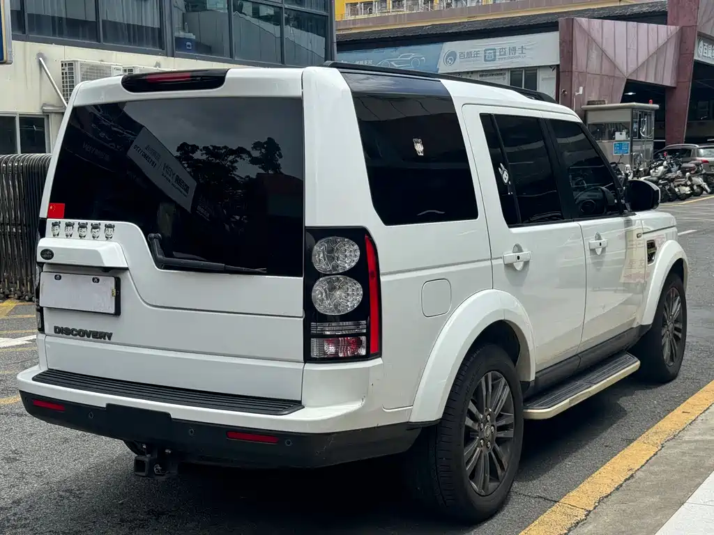 Land Rover Discovery 2016 3.0 SC V6 HSE