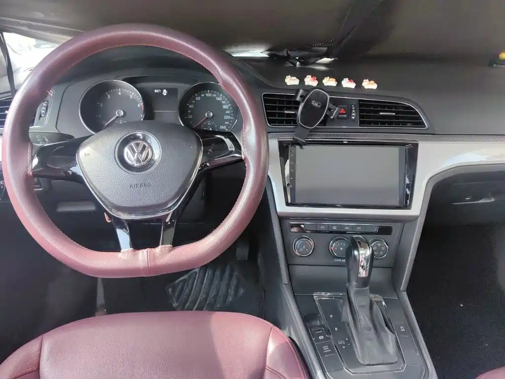Volkswagen Lamando — миниатюра 10