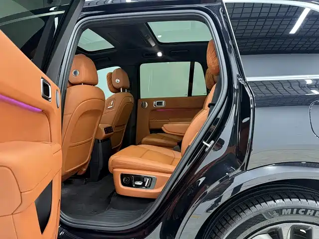 Li Auto Li L8 — миниатюра 8