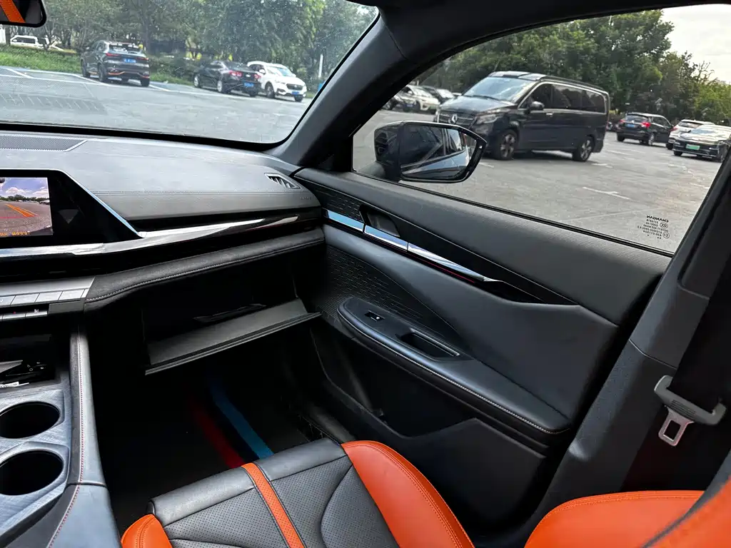 Changan UNI-V — миниатюра 8