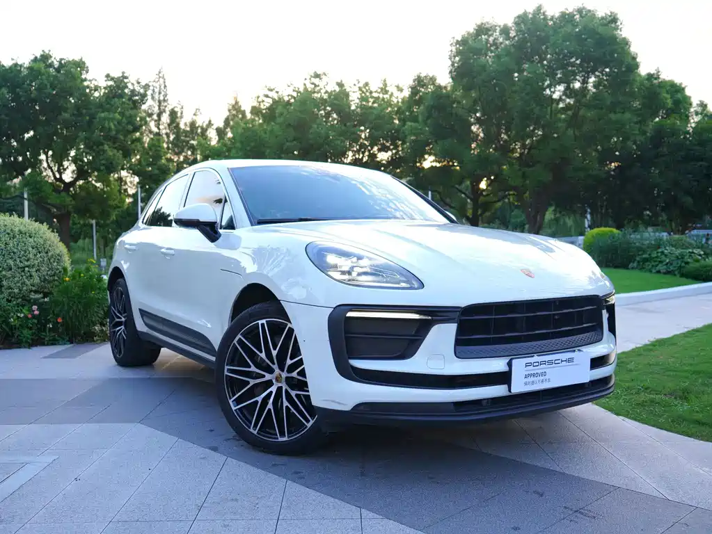 Porsche Macan — миниатюра 16