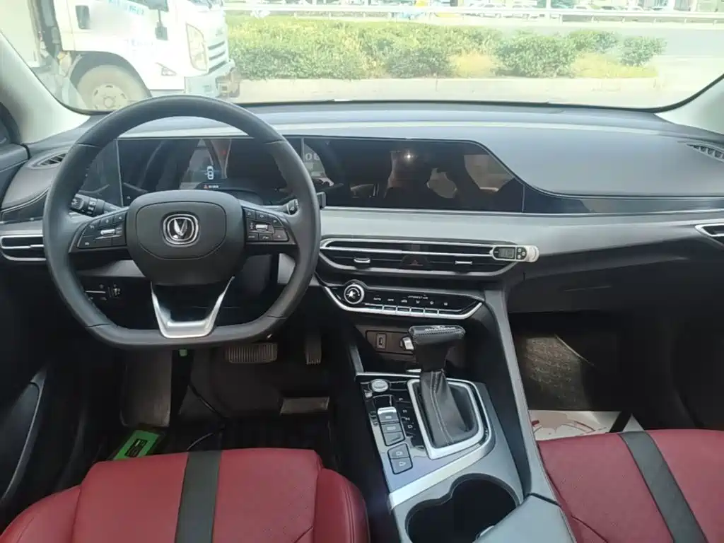 Changan Eado — миниатюра 10
