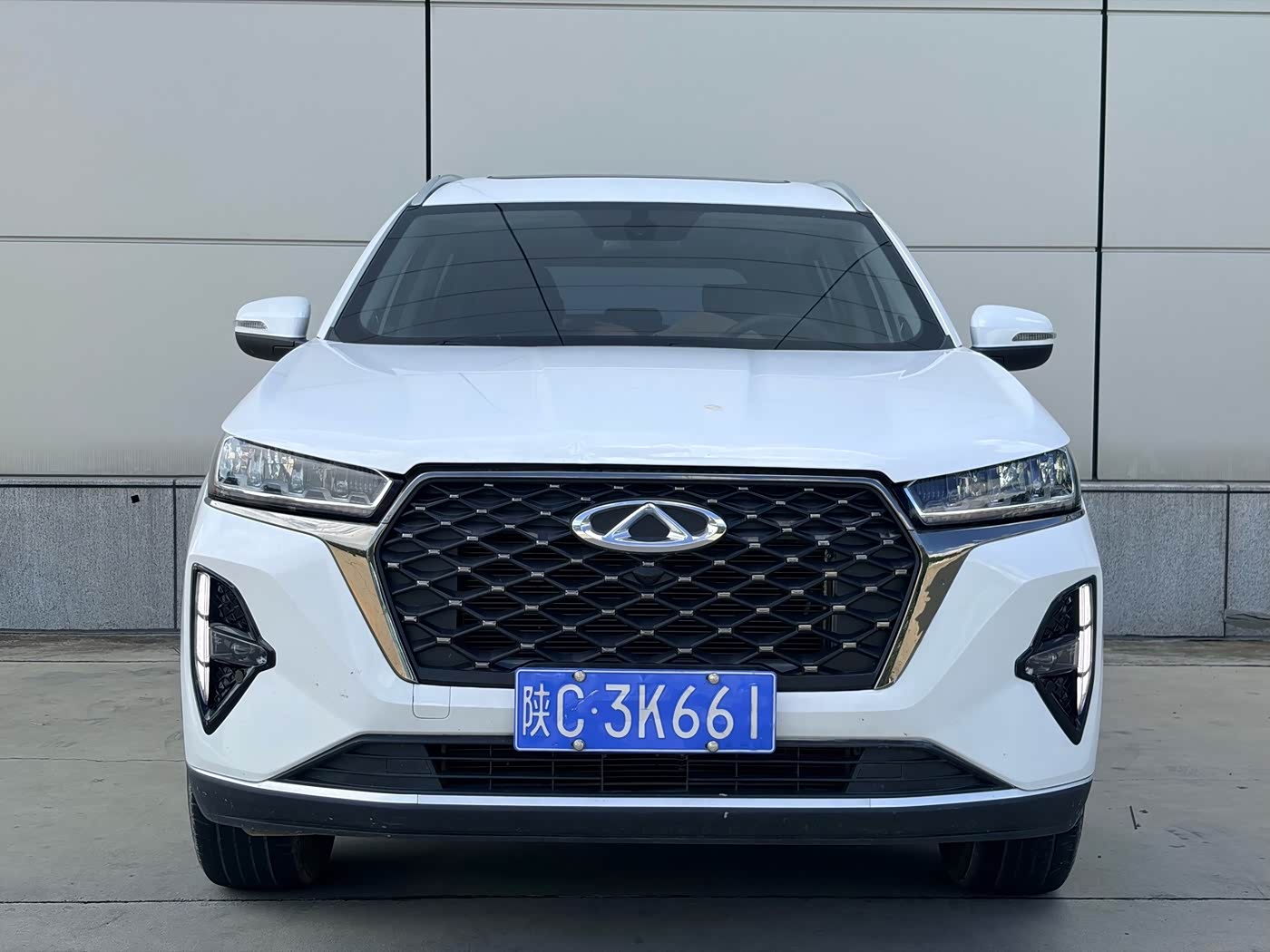 CHERY Tiggo 7 PLUS 1.5 л 2022 г. Белый, пробег 35000 км
