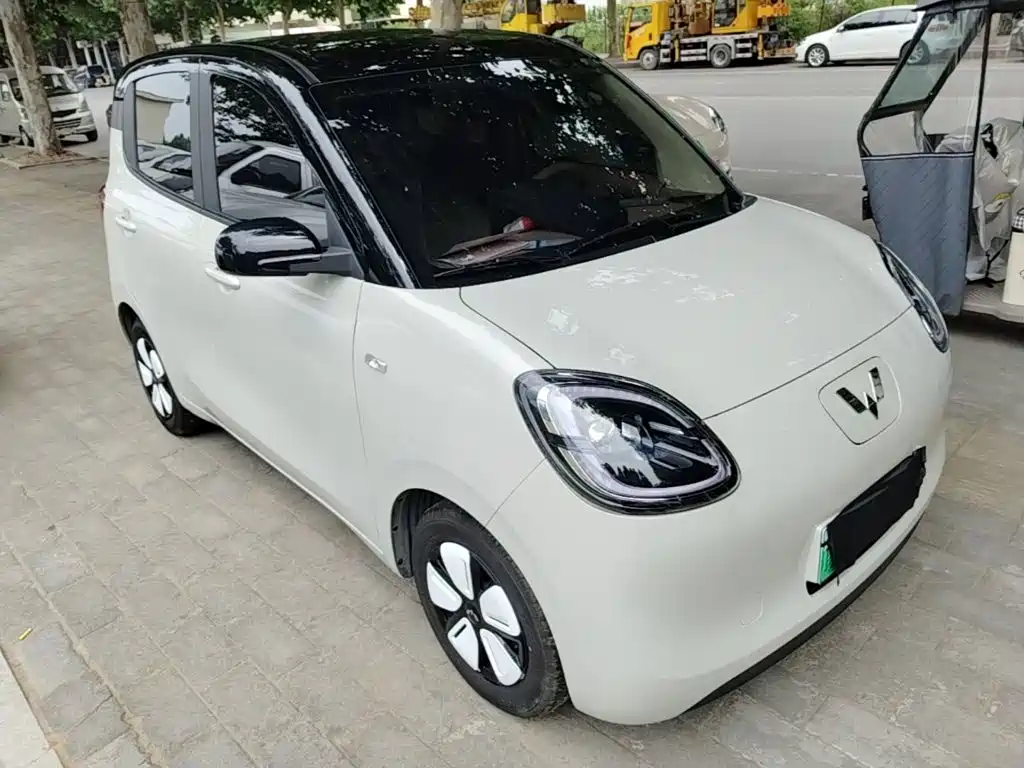 Wuling Mini EV MINIEV 2025 Premium +