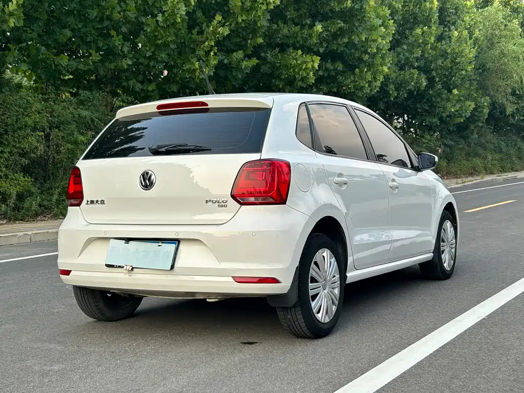 Volkswagen Polo — миниатюра 13