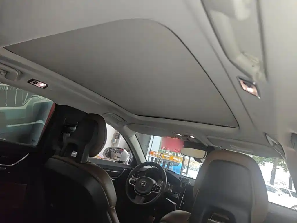 Volvo S90 — миниатюра 18