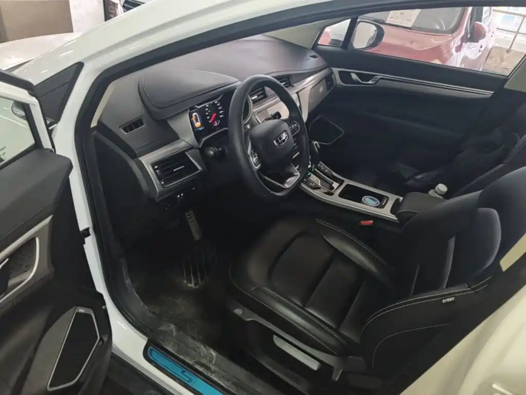 Geely Emgrand GS — миниатюра 16