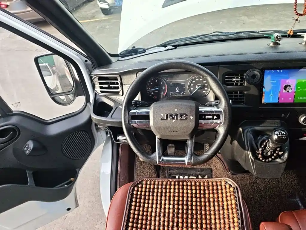 JMC JMC Fushun — миниатюра 3