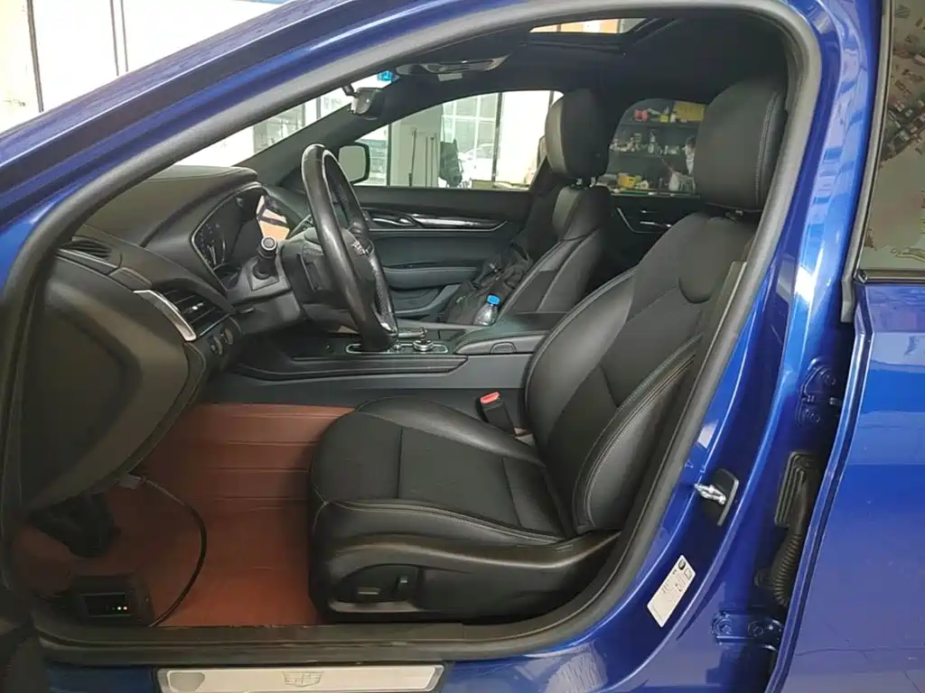 Cadillac CT5 — миниатюра 15