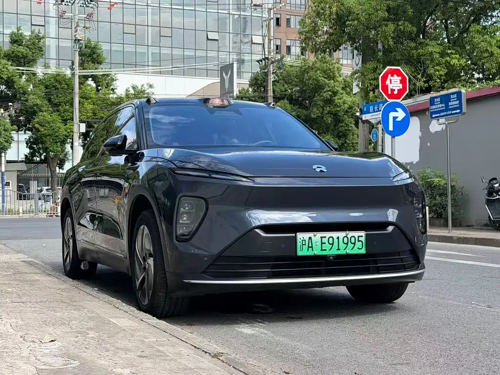 NIO ES8 — миниатюра 2