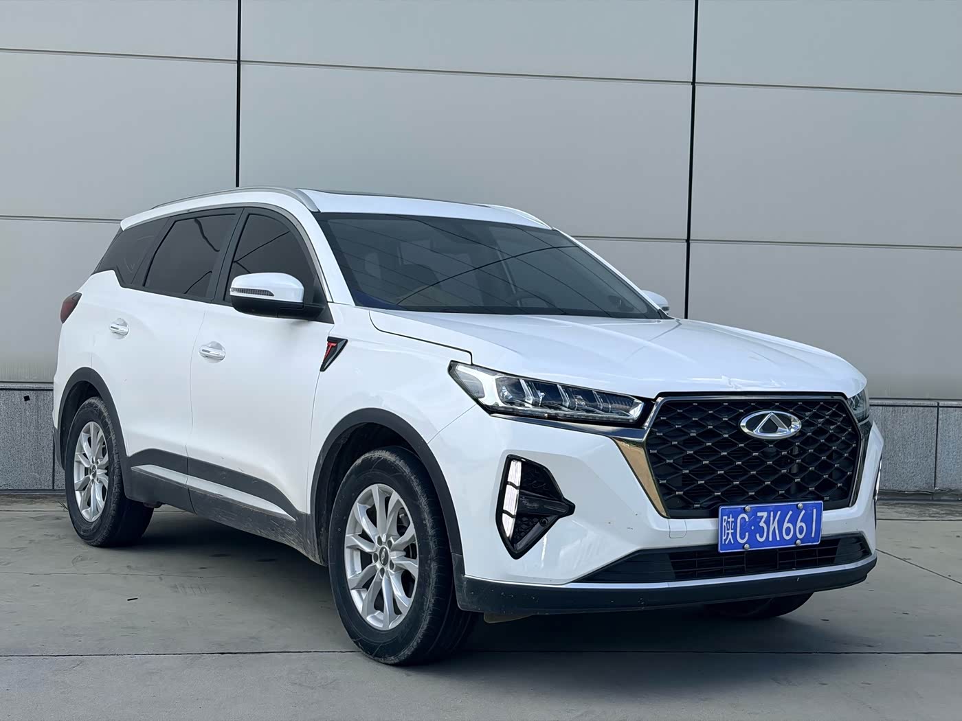 CHERY Tiggo 7 PLUS 1.5 л 2022 г. Белый, пробег 35000 км