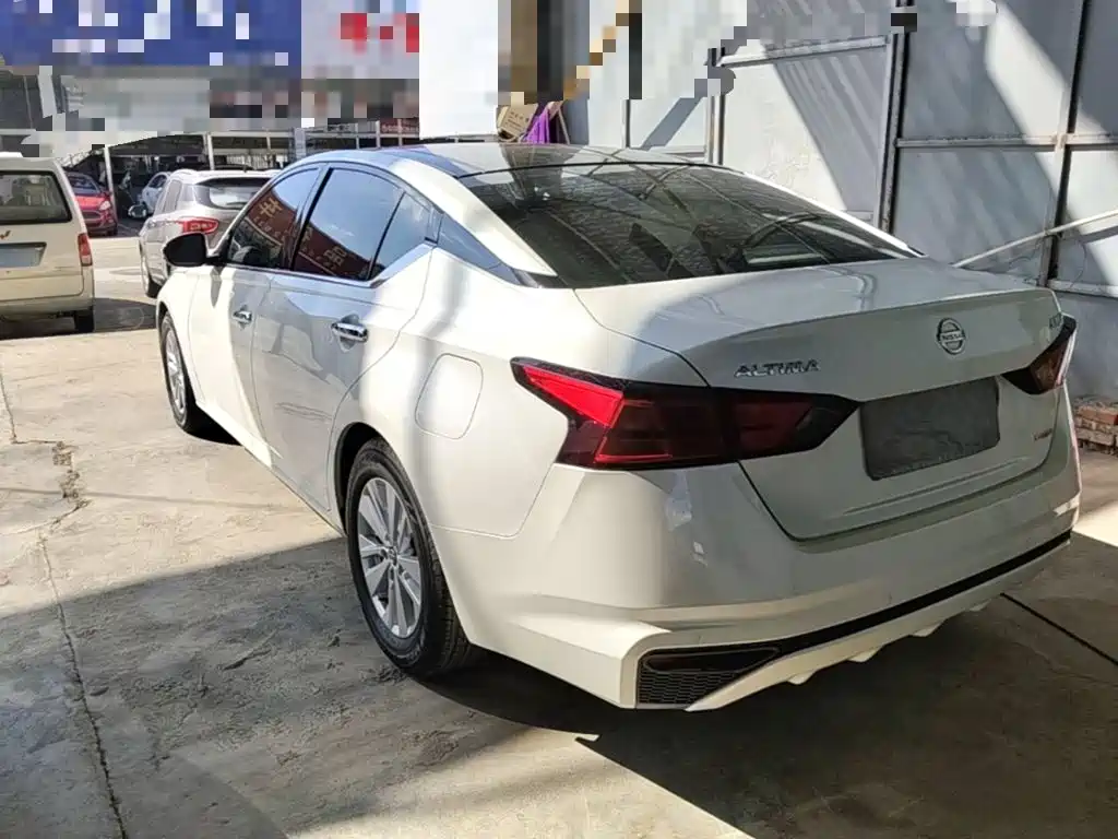Nissan Teana — миниатюра 5
