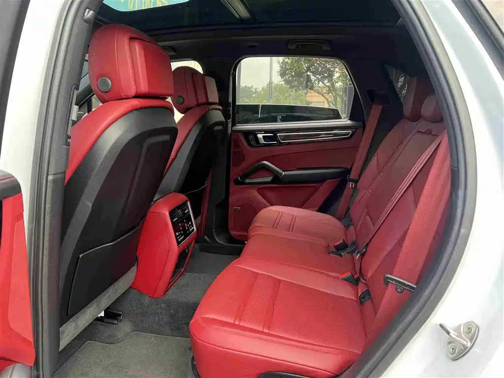 Porsche Cayenne Hybrid — миниатюра 3
