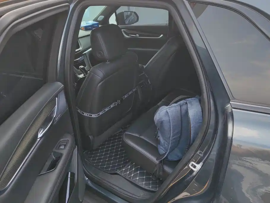 Cadillac XT5 — миниатюра 11