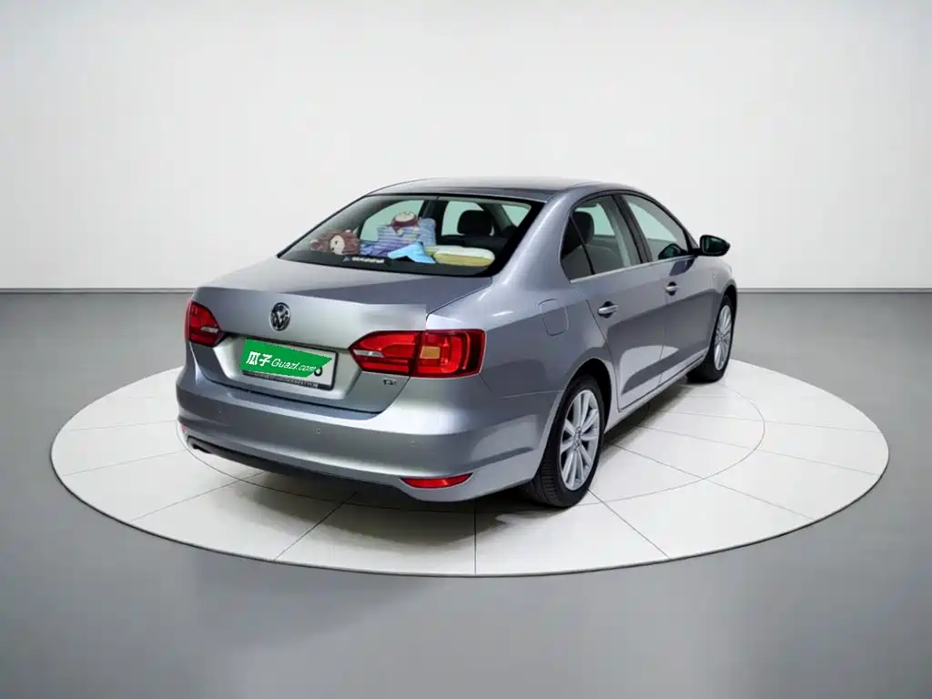 Volkswagen Sagitar — миниатюра 4