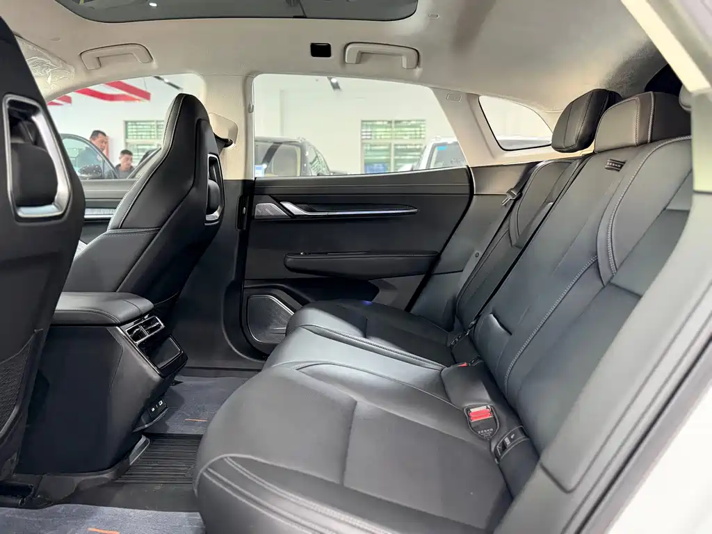 ZEEKR EXTREME KRYPTON 001