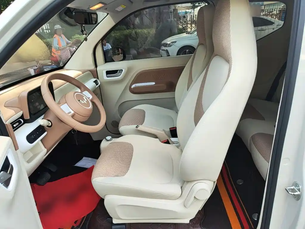 Wuling MINIEV — миниатюра 15