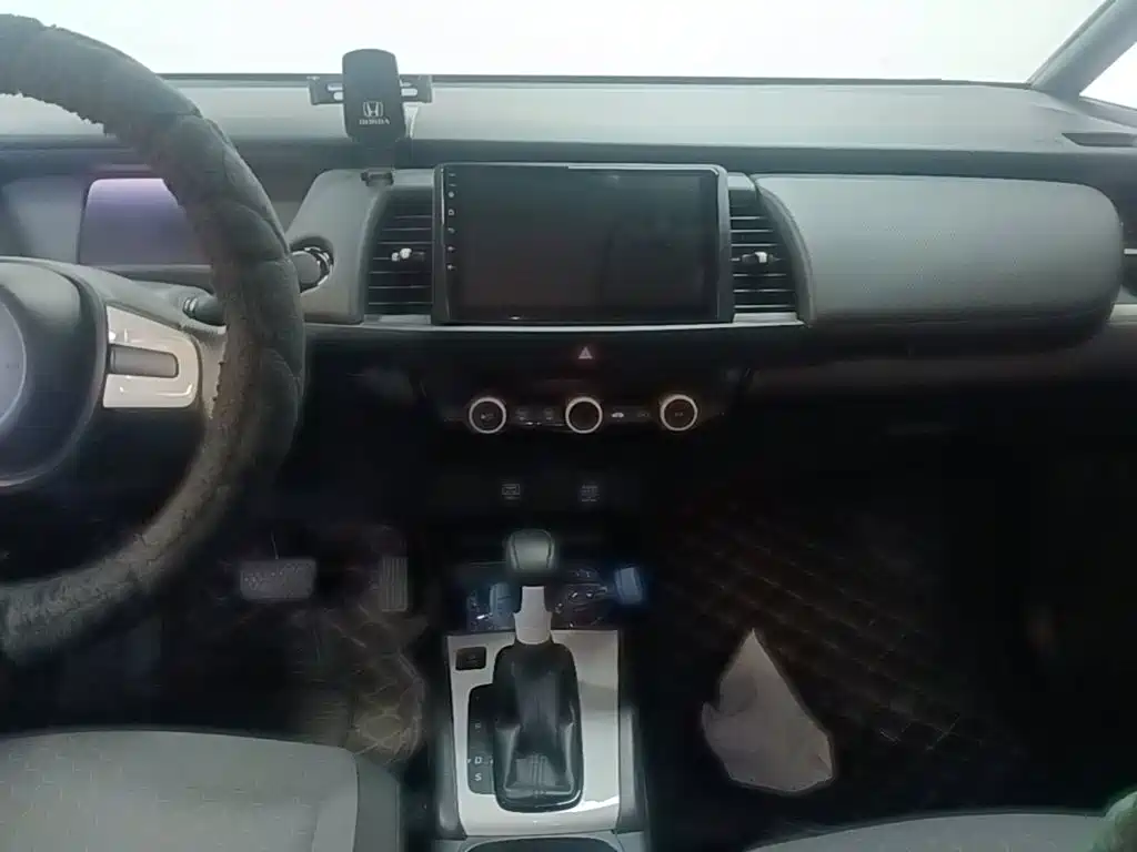 Honda Fit — миниатюра 13