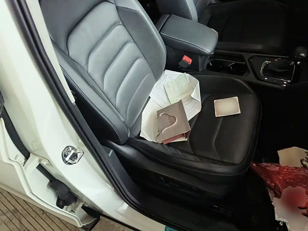 Volkswagen Tiguan L — миниатюра 25