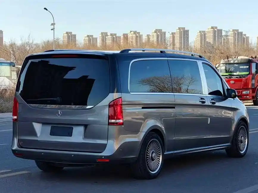 Mercedes-Benz V-Class V 2018 V 260 L Luxury Long Wheelbase V