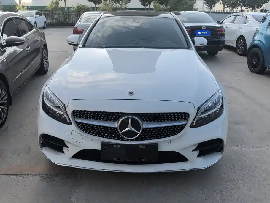 Mercedes-Benz C-Class — миниатюра 2