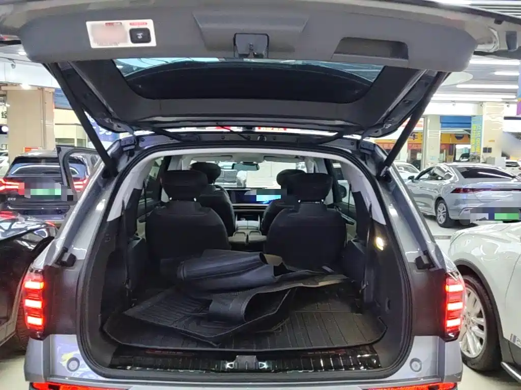 Ford Edge — миниатюра 19