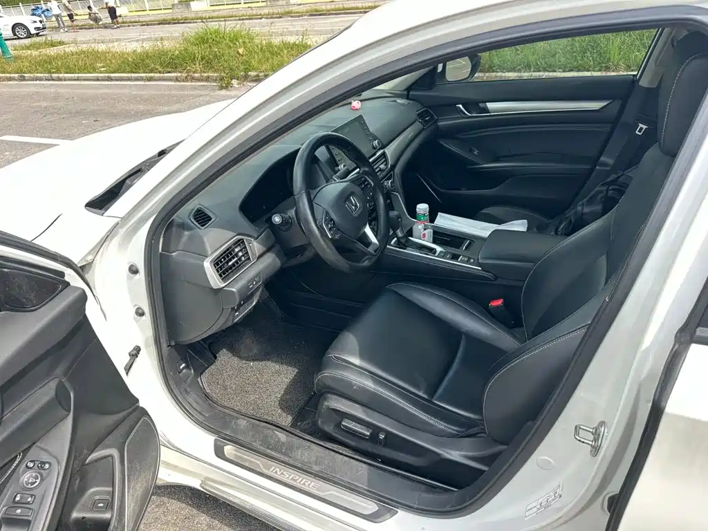 Honda Inspire — миниатюра 8