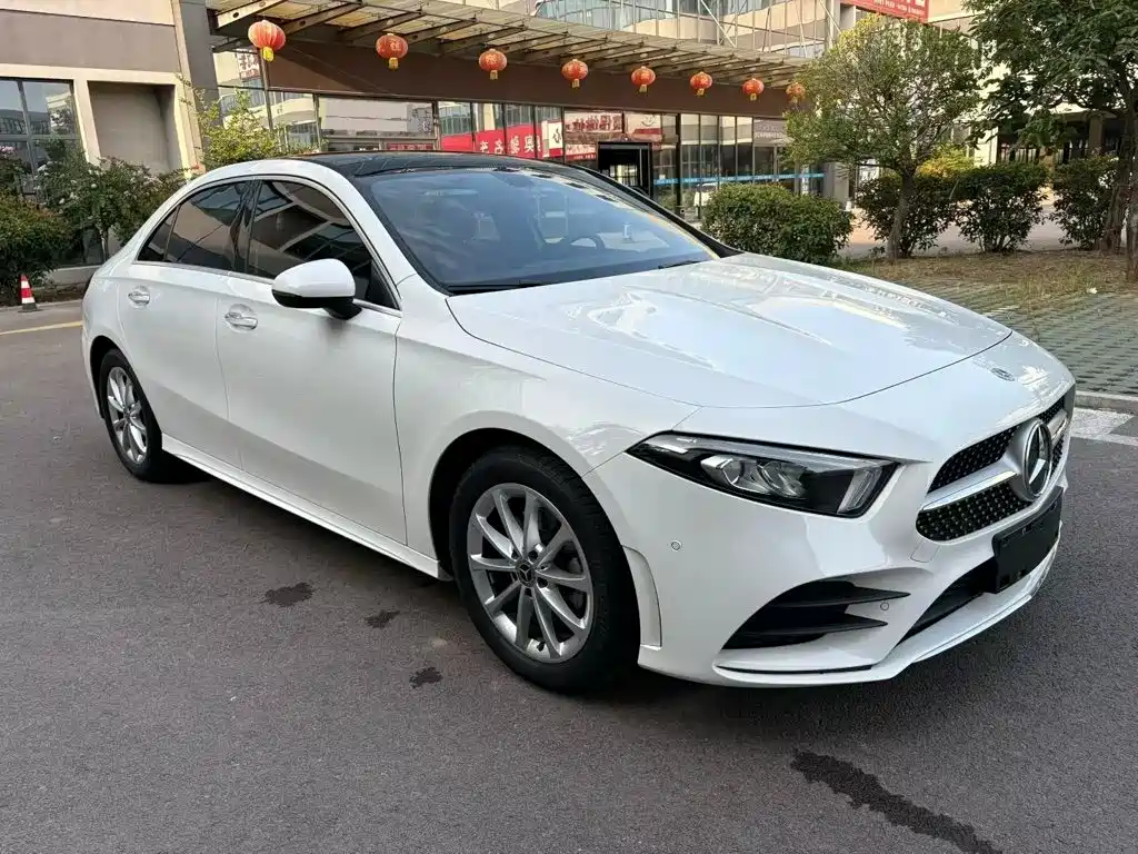 Mercedes-Benz A-Class — миниатюра 3
