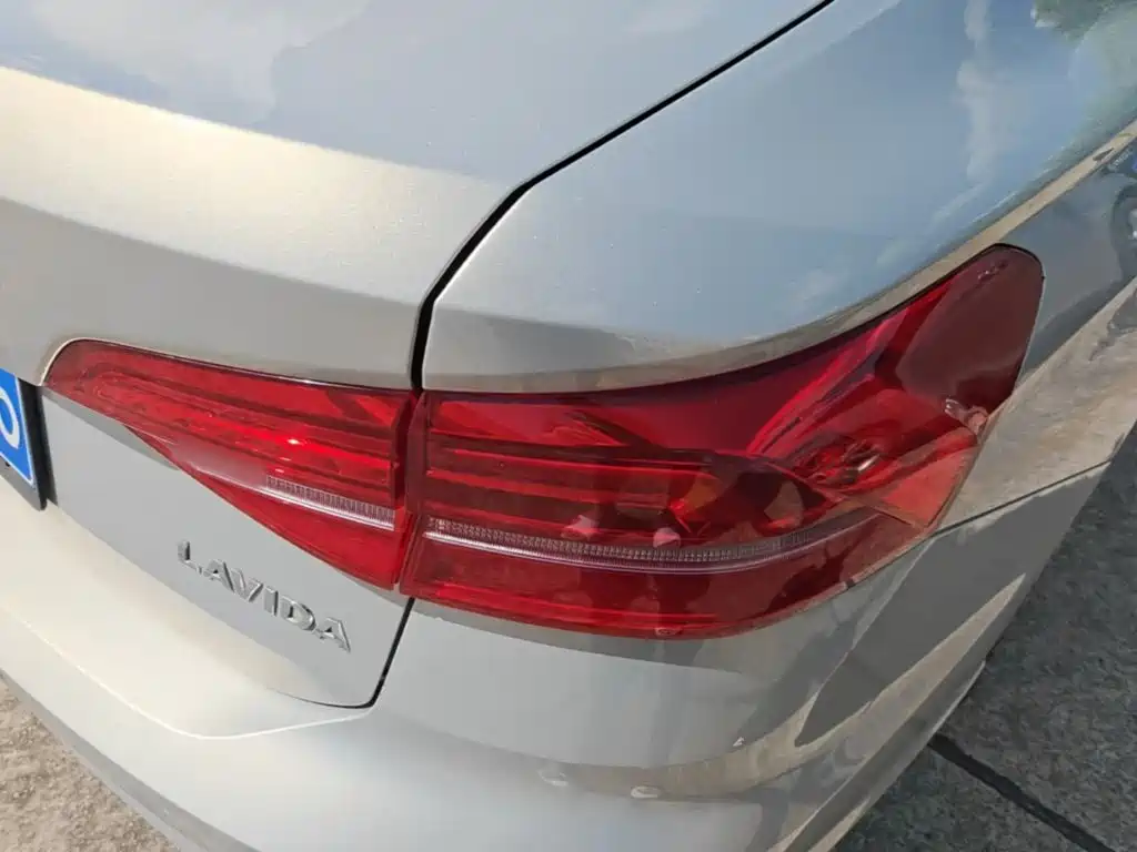 Volkswagen Lavida — миниатюра 8