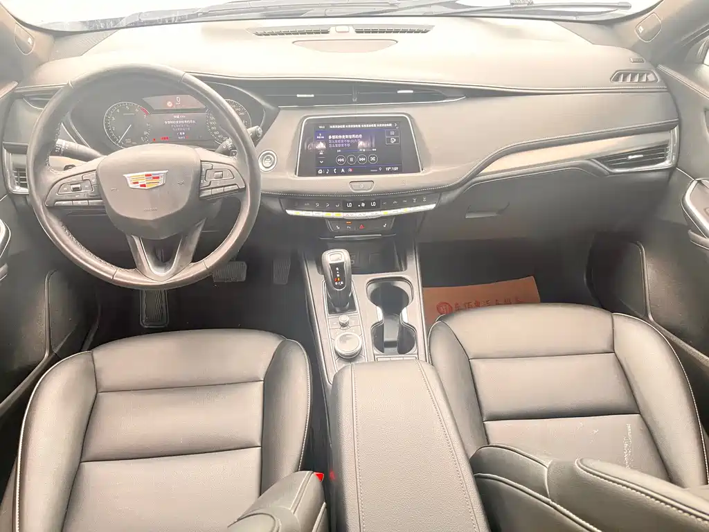 Cadillac XT4 2018 28T Lead