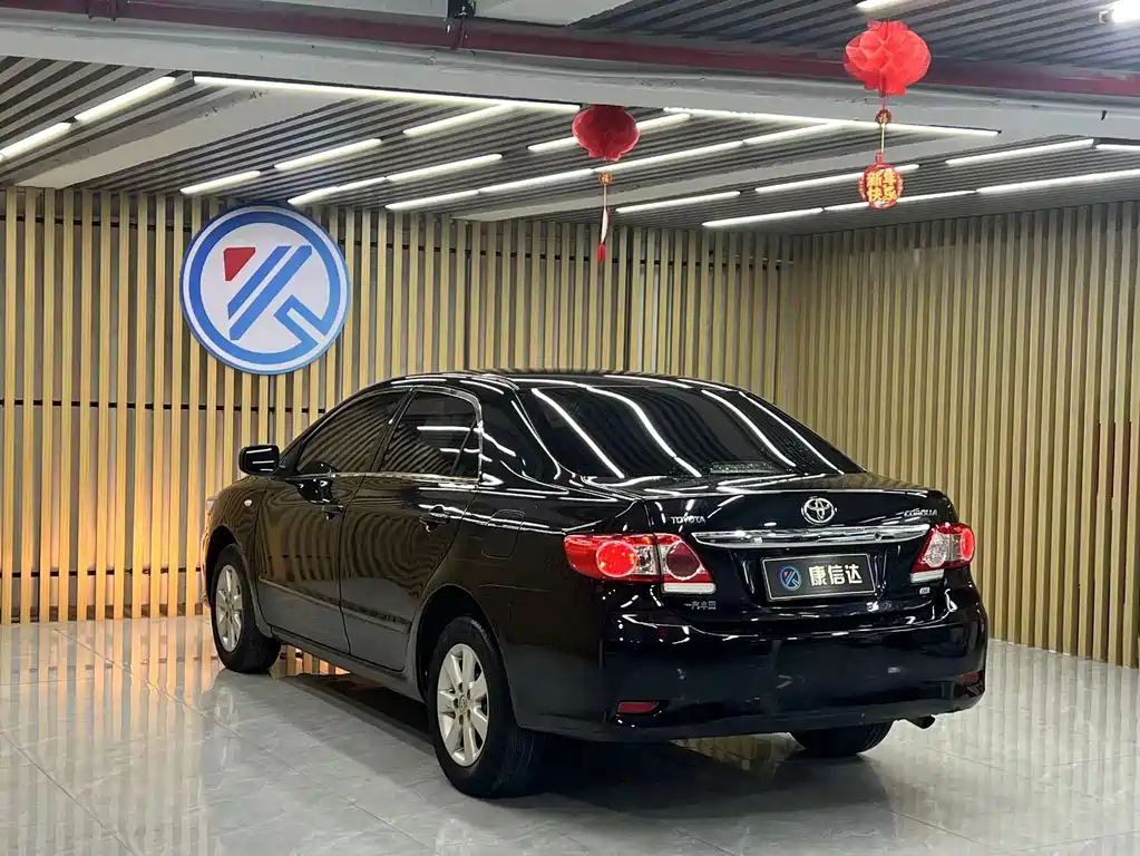 Toyota Corolla — миниатюра 6