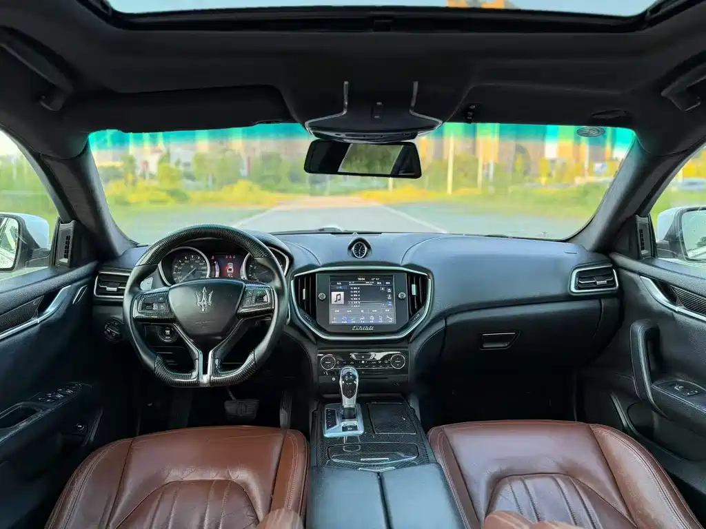Maserati Ghibli — миниатюра 5