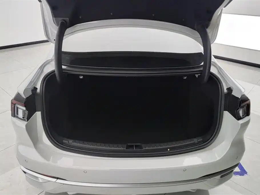 Ford Mondeo 2023 EcoBoost 180 Luxury