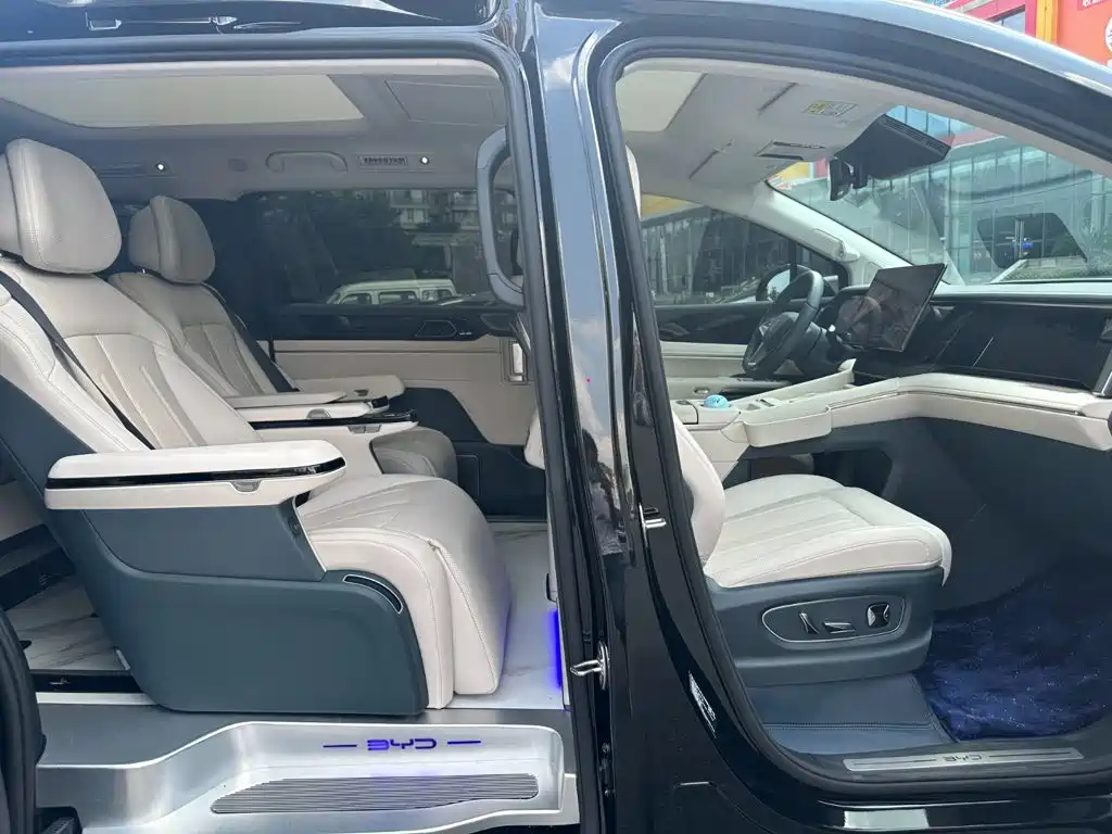 BYD Xia — миниатюра 16