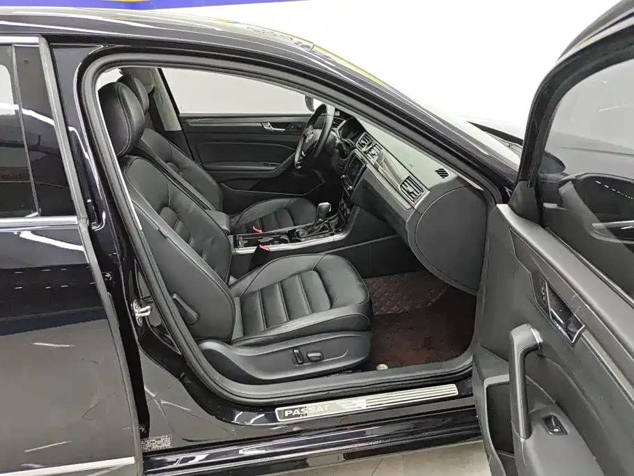 Volkswagen Passat — миниатюра 8