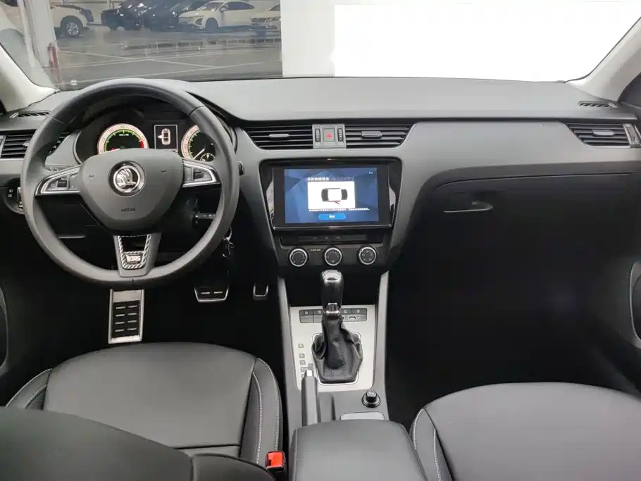 Skoda Octavia — миниатюра 12