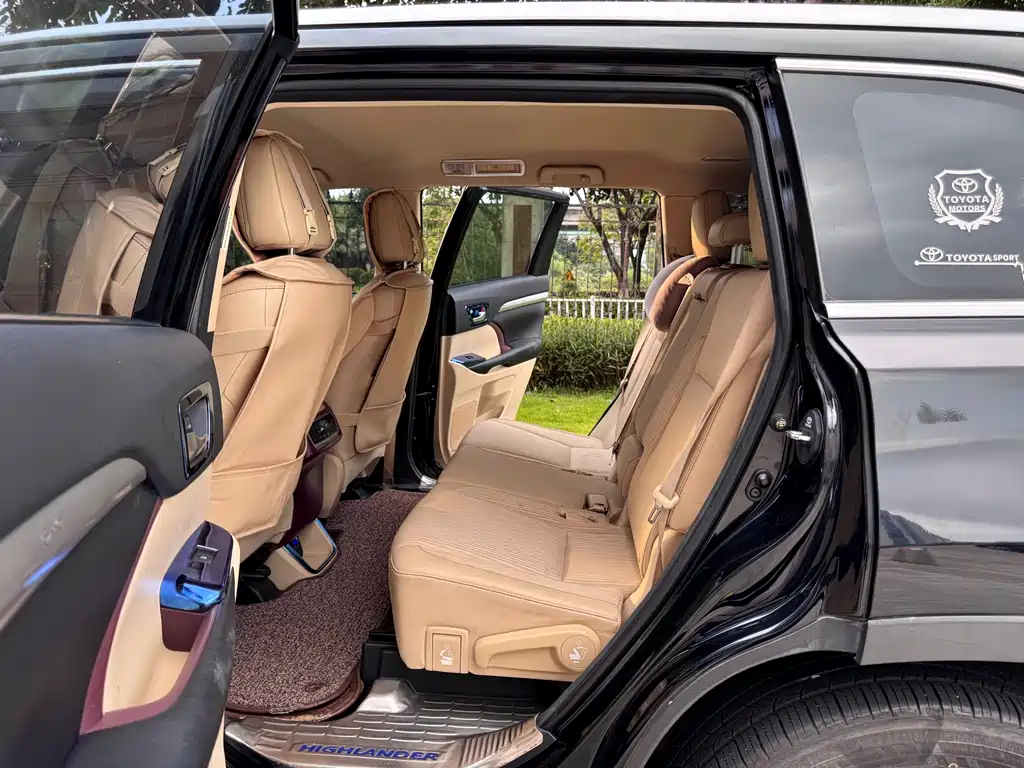 Toyota Highlander — миниатюра 11