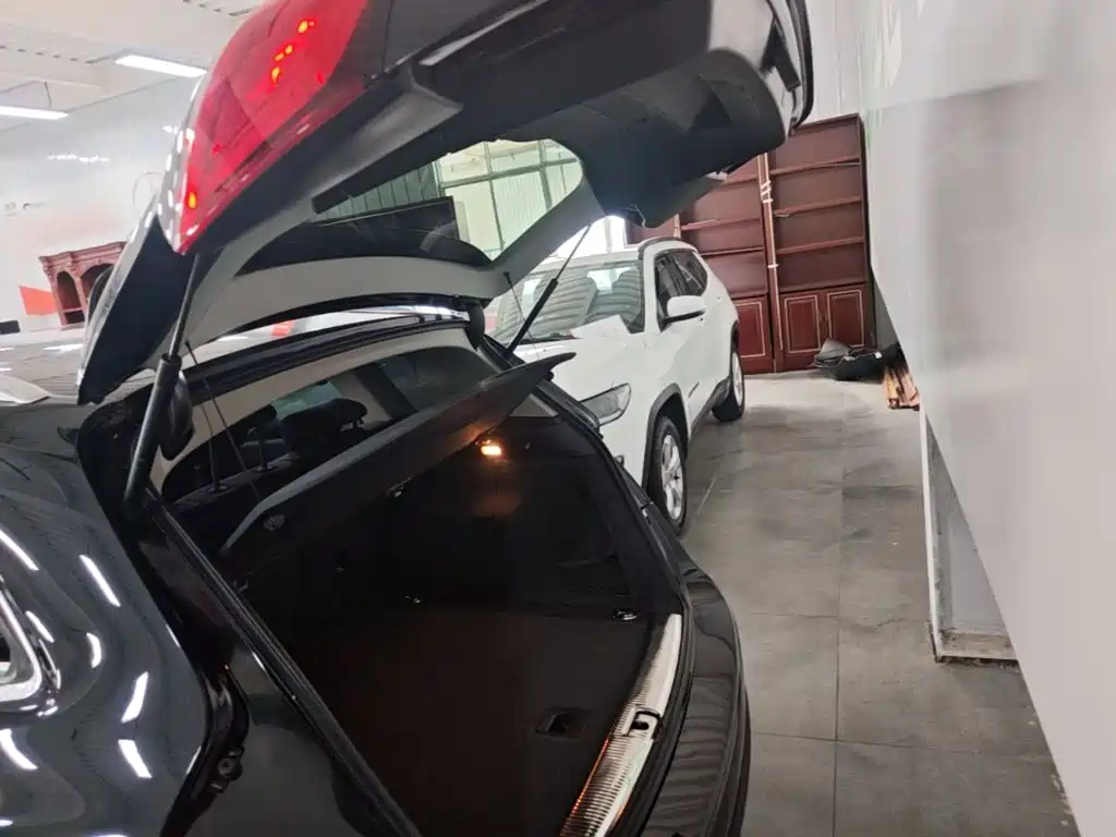 Audi Q5 — миниатюра 19