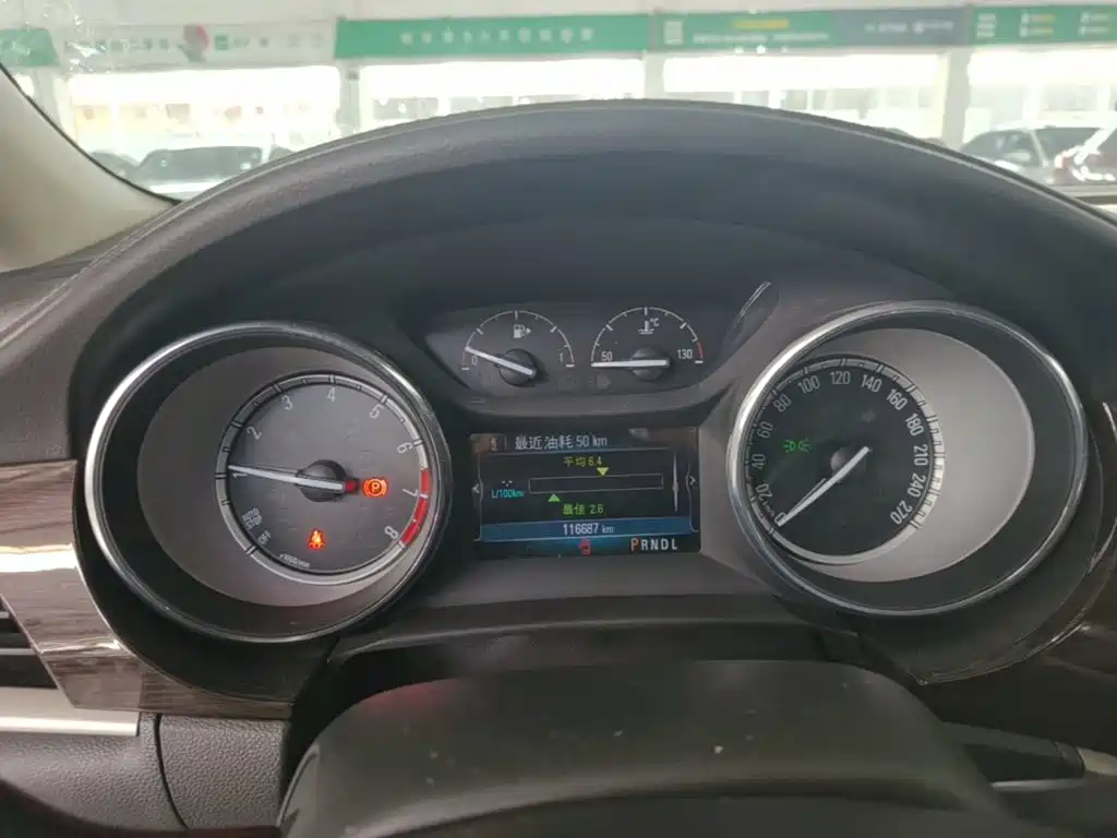 Buick Verano — миниатюра 12