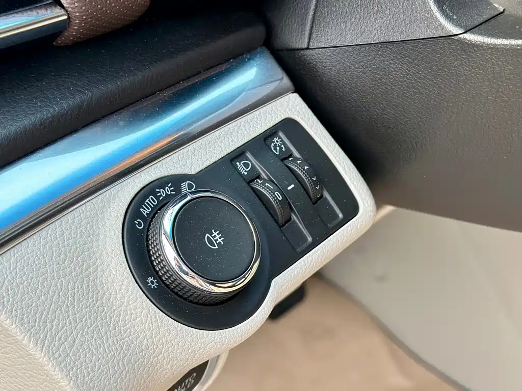 Buick GL8 — миниатюра 22
