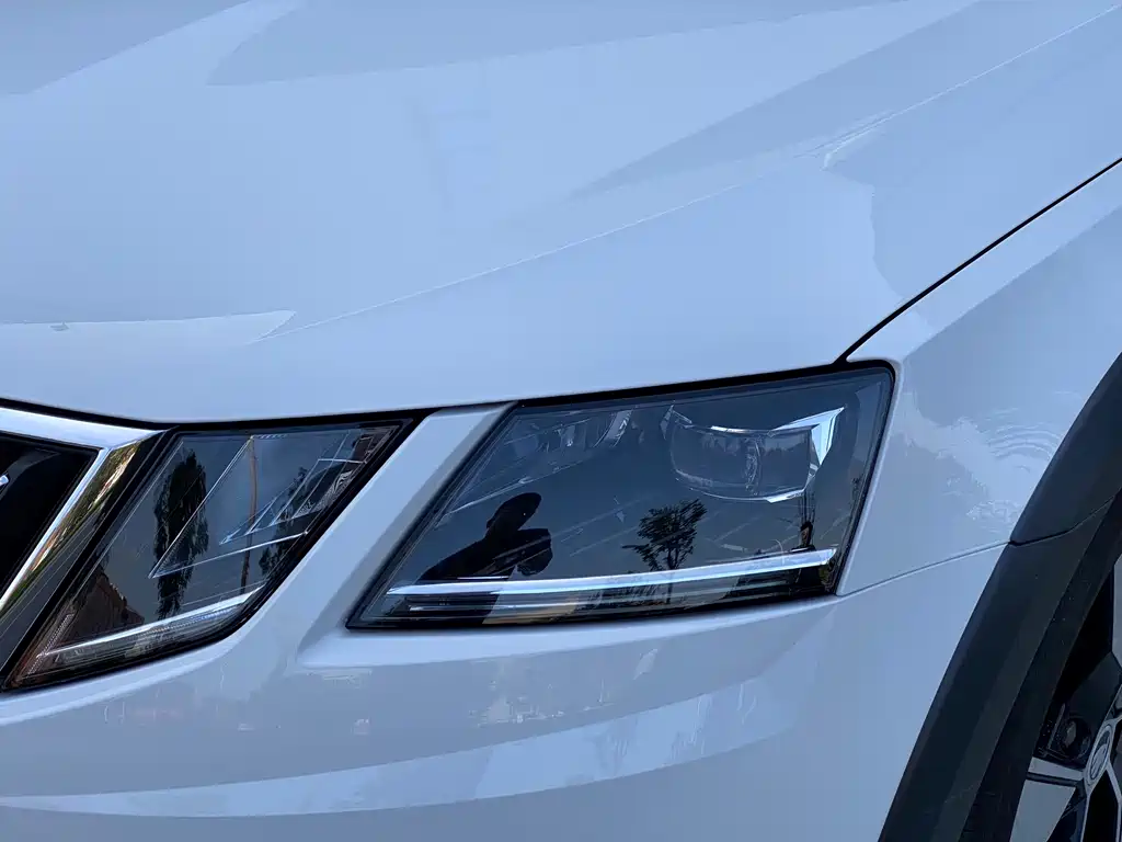 Skoda Octavia — миниатюра 11