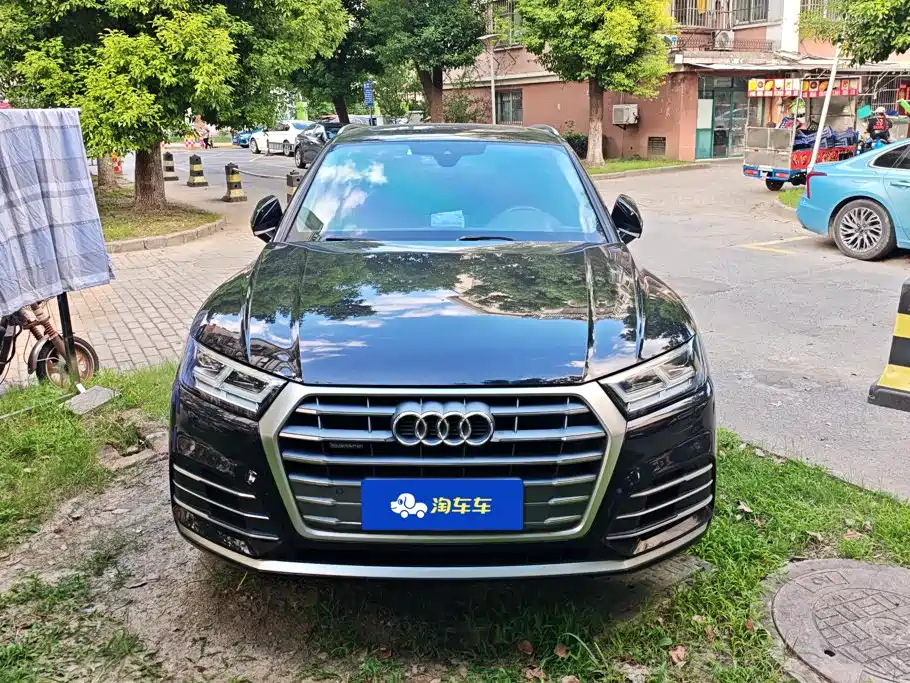 Audi Q5L — миниатюра 2
