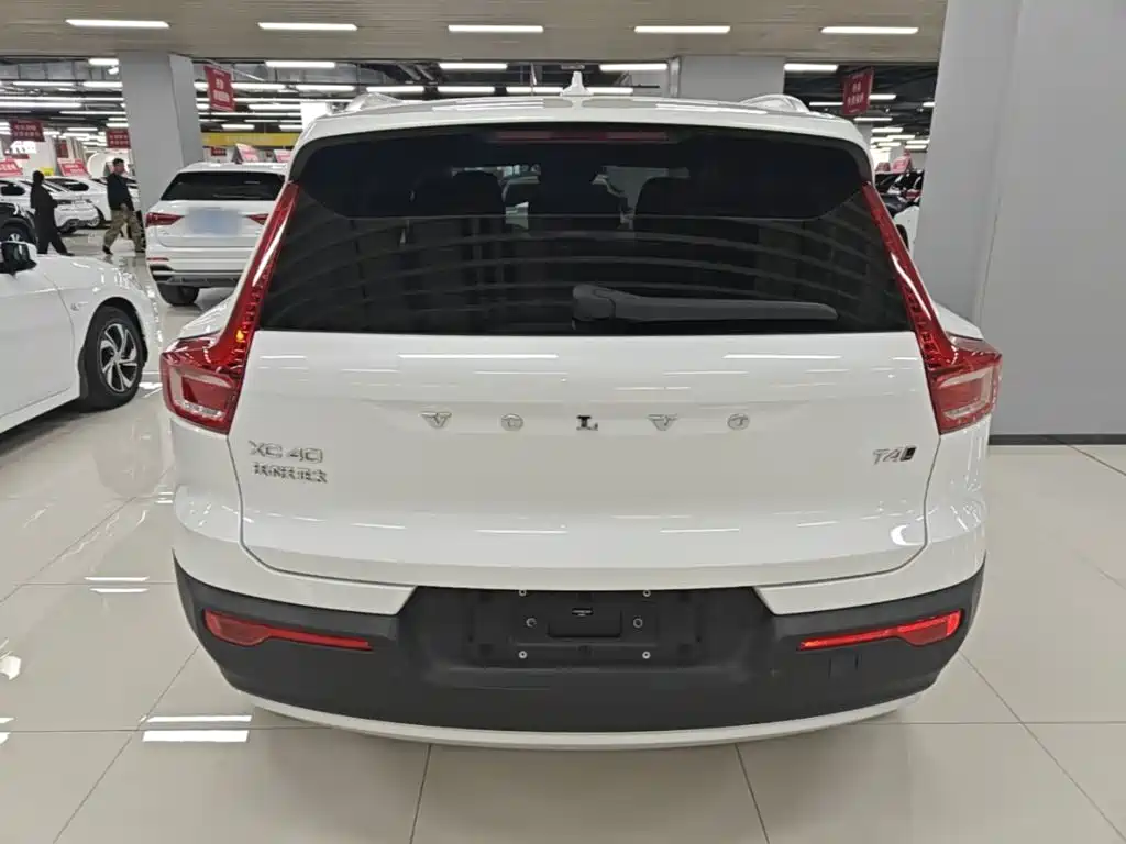 Volvo XC40 — миниатюра 6