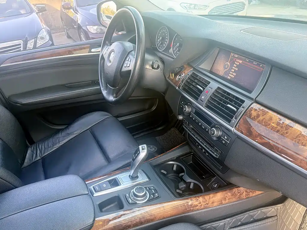 BMW X5 (Import) — миниатюра 20